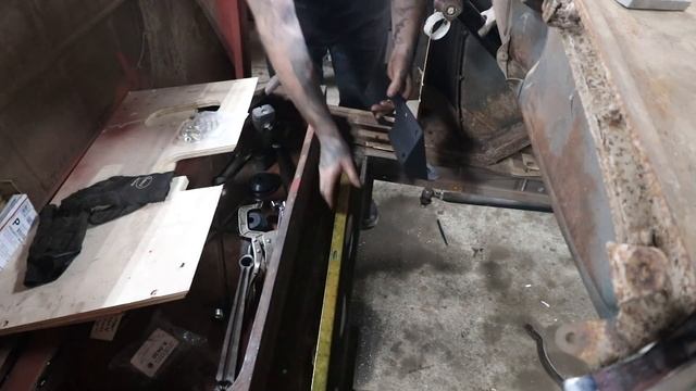 Super Easy BOLT In Ford Model A Flathead V8 Conversion Kit For Our 1929 Shop Truck!! смотреть онлайн