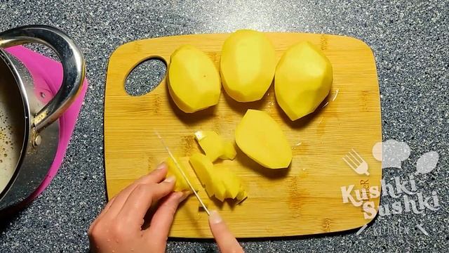 Вам понадобится всего 5 ингредиентов: это невероятно вкусно быстро и просто ➖ Суп с копченостями смотреть онлайн