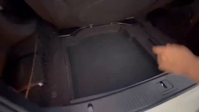 เอาใจสาวก benz e200 cgi amg w212 ราคาดีทีสุดแห่งปี ? смотреть онлайн