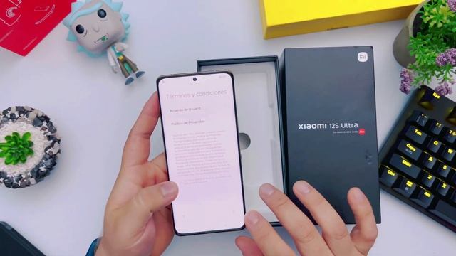 Xiaomi 12s ultra unboxing en español смотреть онлайн