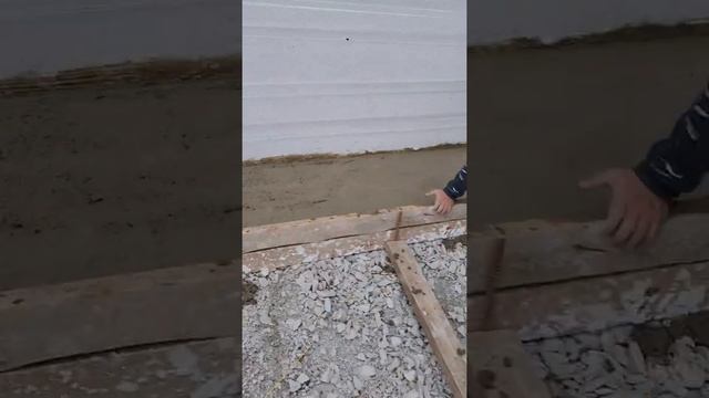 Заливка отмоски вокруг дома