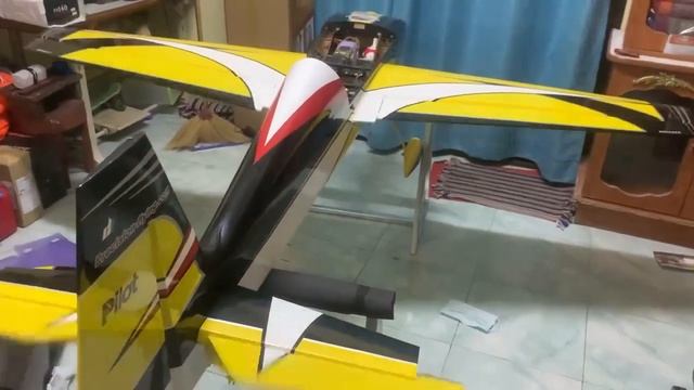 AGFrc A81BHMW 45KG brushless waterproof Servo on 60CC Aircraft, smooth and powerful. смотреть онлайн