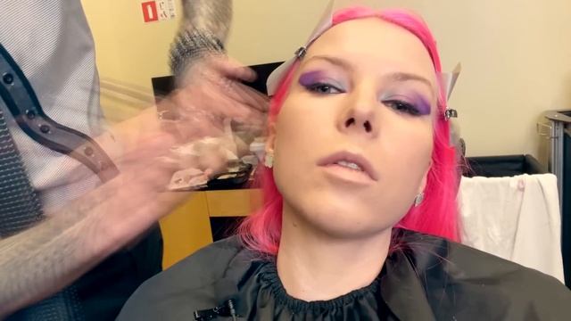 "Я ВАС ОТСЮДА НЕ ВЫПУЩУ!" / Треш-обзор ПРЕМИУМ салона "Посольство красоты" в Москве смотреть онлайн