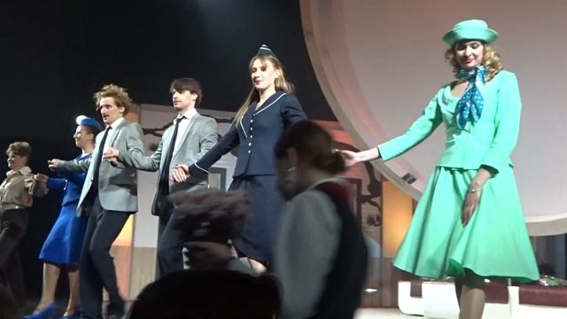 Спектакль "Неплохие парни" Балтийский дом, поклоны. смотреть онлайн