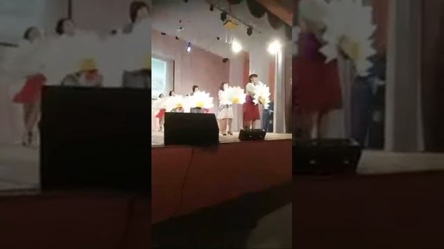 Дэбц - Ромашковое поле (Танцевальный номер) смотреть онлайн