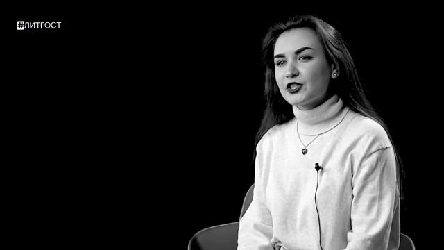 Поэт Елизавета Гончарова читает свои стихи. Поэтический проект «Литературная гостиная». смотреть онлайн