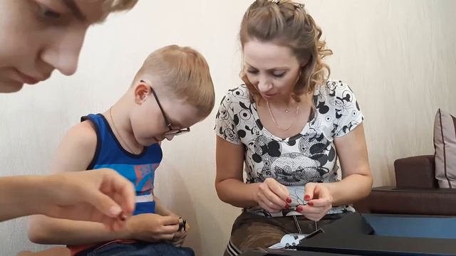 Челлендж. Кто первым соберет LEGO Дракона? смотреть онлайн