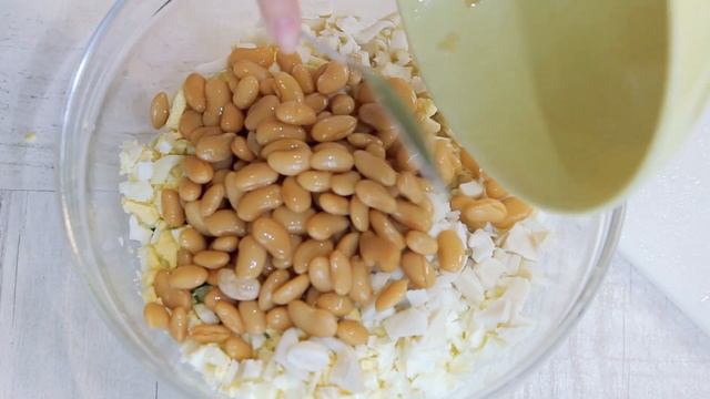 Необыкновенно Вкусный Салат из Простых Ингредиентов на Скорую Руку! смотреть онлайн
