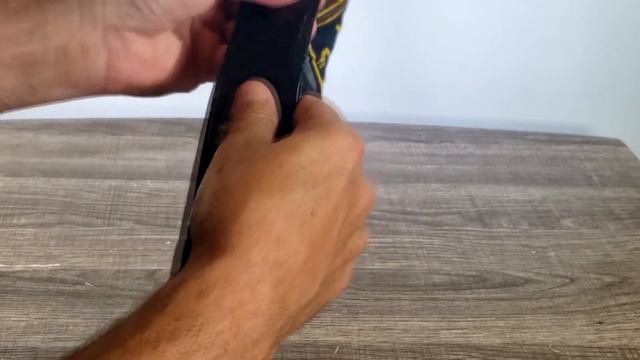 Fender Black/Yellow/Brown Monogrammed Strap - I Use This With My Fender Acoustic смотреть онлайн