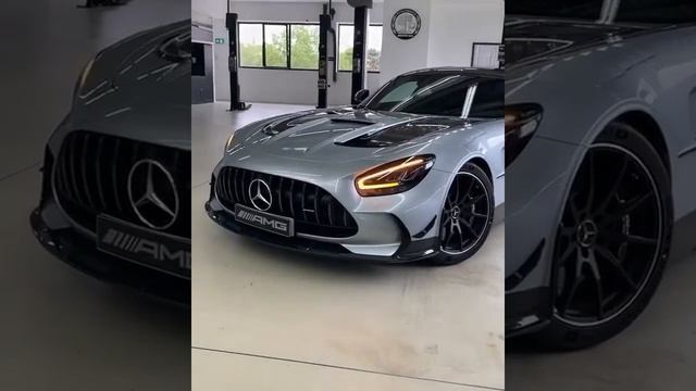 2020 Mercedes-AMG GT Black Series 730 HP смотреть онлайн