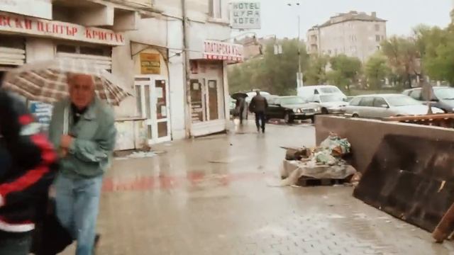 БОЛГАРИЯ: Идем по Софии от ЖД вокзала до женского базара... Sofia Bulgaria смотреть онлайн