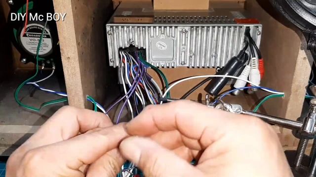 DIY BLUETOOTH SPEAKER(Boom Box). Turning old CAR STEREO into BLUETOOTH HOME AUDIO(CD,USB,MP3,RADIO) смотреть онлайн