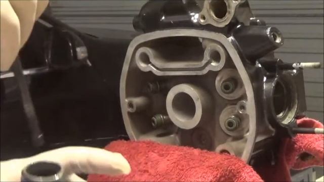 Honda CX500 Cafe Racer - Engine rebuild - Heads and valves 1 - Episode 35 смотреть онлайн