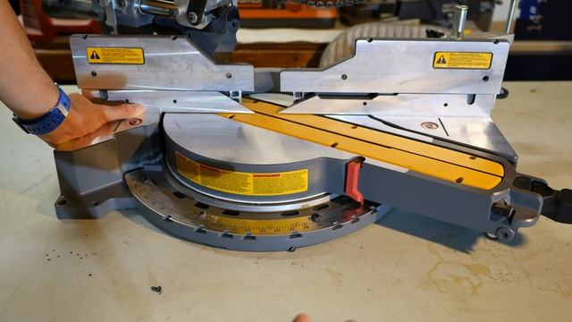 Dewalt Flexvolt 120V 12 Inch Sliding Miter Saw DHS790AT2 Review In 4K