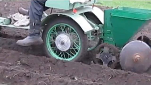 сажалка для мотоблока в сцепке с адаптером смотреть онлайн