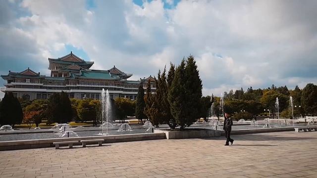 We had to LIE to make this video! (myths and legends, DPRK vlog, mass games, North Korea) смотреть онлайн