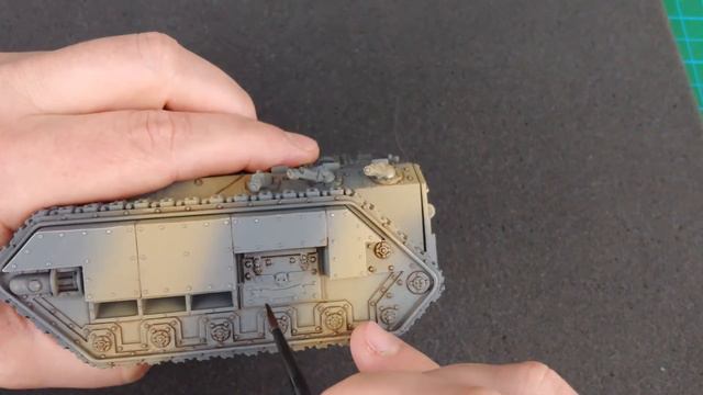 How to Paint TANKS for Warhammer 40k - EASY Shading & Highlighting смотреть онлайн