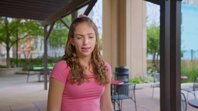 Segment 2 - Chicago is Your Campus | The College Tour - Columbia College Chicago смотреть онлайн
