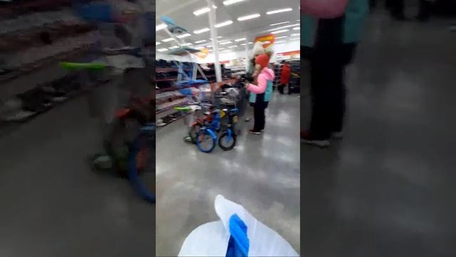 Мы В Магазине смотреть онлайн