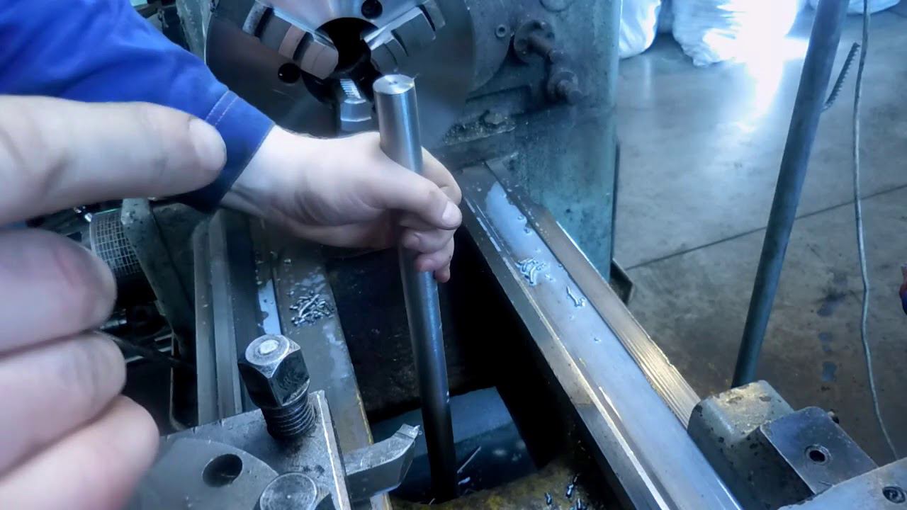 Как сделать длинные валы на токарном станке??? смотреть онлайн