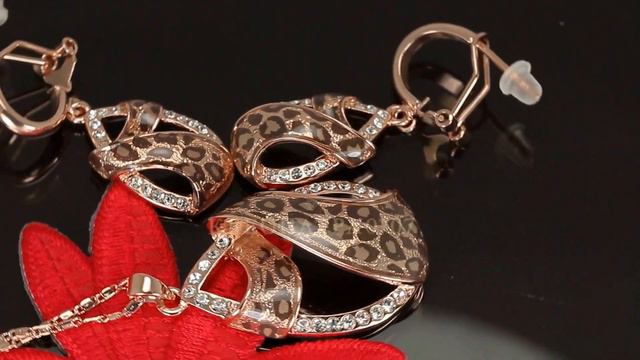 Комплект "Леопардовый стиль" с кристаллами Swarovski, покрытый золотом смотреть онлайн