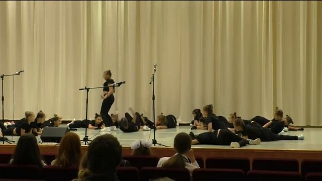 День учителя 5.10.2018 Танец "Линии" смотреть онлайн