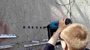 Пристрелка недорогих площадок под стяжку газовым монтажным пистолетом Toua GSN50+