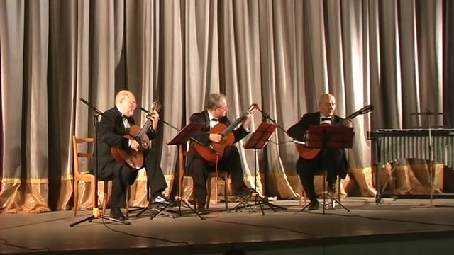 Трио гитаристов Гитара России .mpg смотреть онлайн