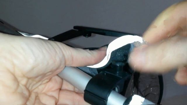 Maclaren Techno XT - remove hood смотреть онлайн