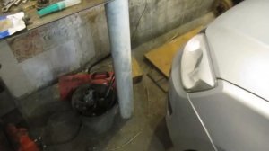 добавляю смазку в ШРУС не разбирая