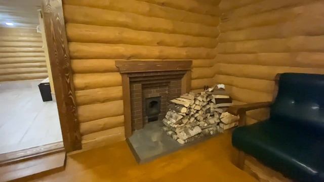 Видеообзор русской бани с дровяной печью в парк-отеле "Шервуд". смотреть онлайн