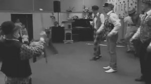 Школа Соломона Пляра, школа бальных танцев, две шаги налево, две шаги направо.