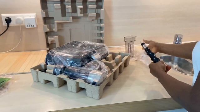 Unboxing my Philips masticating Juicer HR1946 смотреть онлайн