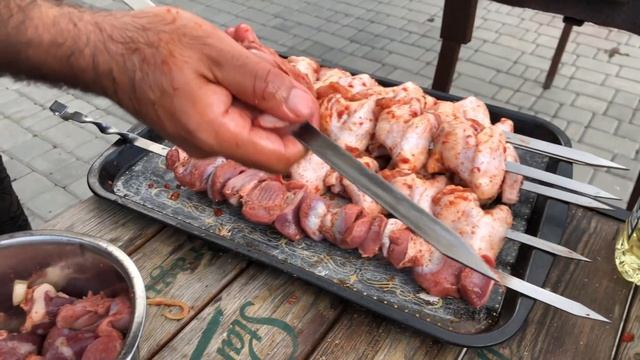 Вкуснейший Рецепт Шашлыка!!! Куриные крылья, сердце и желудок индейки на MangalOFF!!! смотреть онлайн