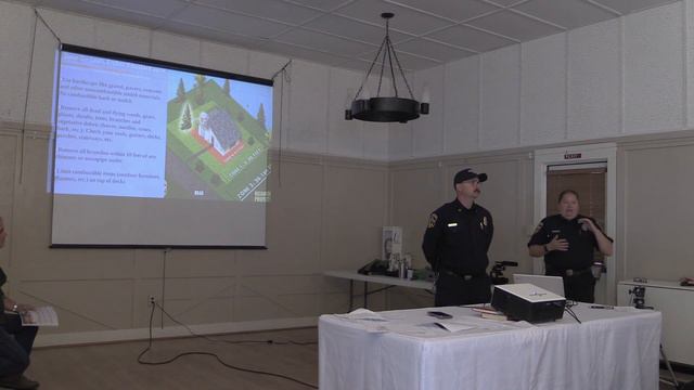 Fire Wise - CalFire Battalion Chief Dennis Lange & Fire Prevention Specialist Emily Kilgore смотреть онлайн