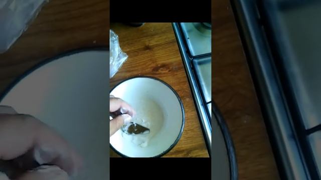 Чистка латуни содой (на примере рыболовной блесны). Brass soda cleaning смотреть онлайн