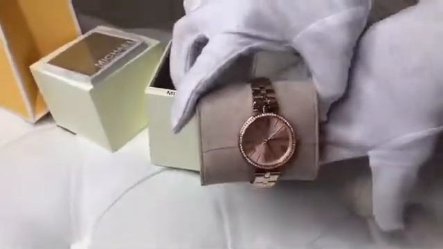 Часы MICHAEL KORS ОРИГИНАЛ оптом и в розницу по низким ценам! смотреть онлайн