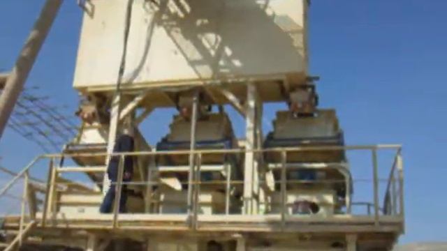 Пилотный грохот ULS 2x1 в линии просеивания влажного гранитного щебня на камнедробильном заводе смотреть онлайн