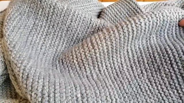 Удлинённая жилетка - я её обожаю!!! #вязание #вязаниеспицами