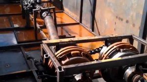 Строение гусеничного вездехода с фрикционами