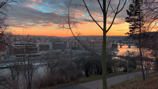 Walking tour of Prague at sunset view in Letná park! You must see it! 🇨🇿 Сzech Republic 4k HDR ASM смотреть онлайн
