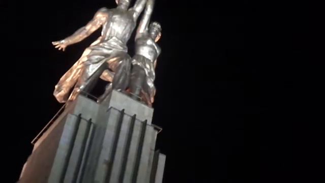 "Рабочий и колхозница" на ВДНХ!!! смотреть онлайн