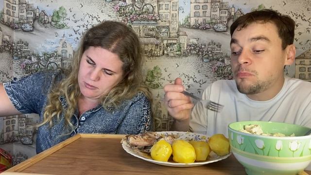 Объедаемся на ночь домашней едой#семьятарлавиных #мукбанг