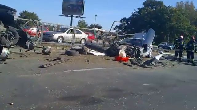MERCEDES SLR CRASH crazy driver lambo ferrari porsche mclaren смотреть онлайн