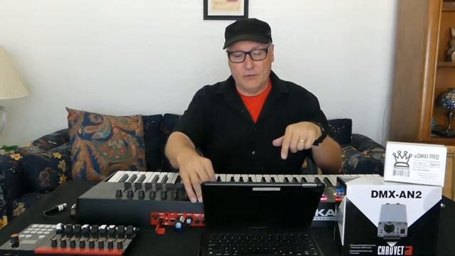 Running DMX from your iPad using Photon2 using Newer BLE or converting legacy MIDI devices to BLE смотреть онлайн