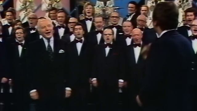ZDF 3x9 mit Wim Thoelke: Walter Scheel singt "Hoch auf dem gelben Wagen" (06.12.1973) смотреть онлайн