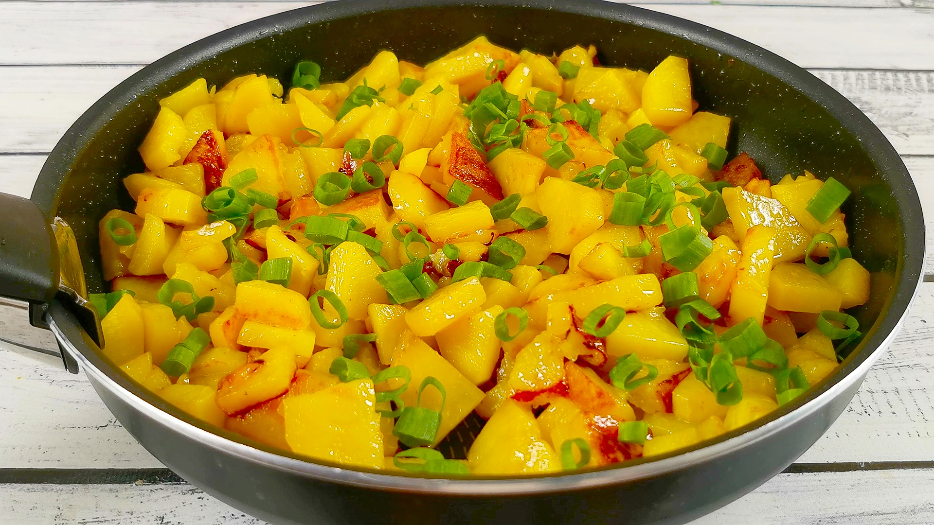 Правильный рецепт жаренной картошки на сковороде. Как приготовить вкусно смотреть онлайн