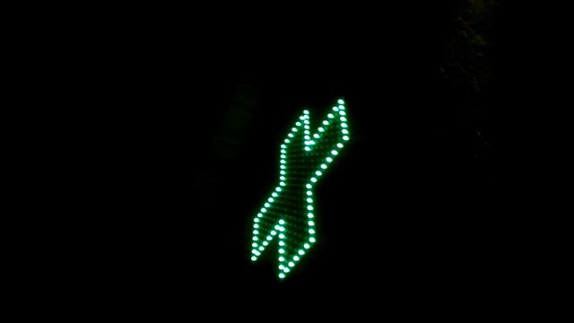 Ночная реклама аптеки Гиппокоат. смотреть онлайн