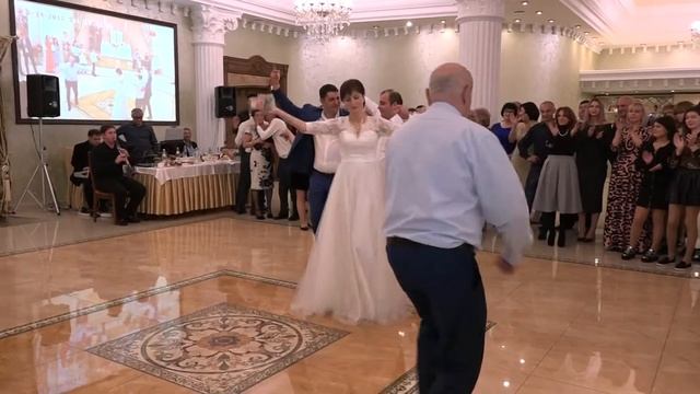 свадебный танец отца и дочери смотреть онлайн