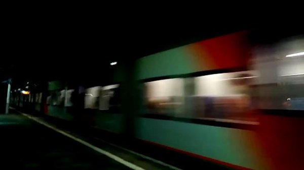 РЖД: Скоростной поезд ЭС1-009 «ЛАСТОЧКА» и Приветливый Машинист. #111.